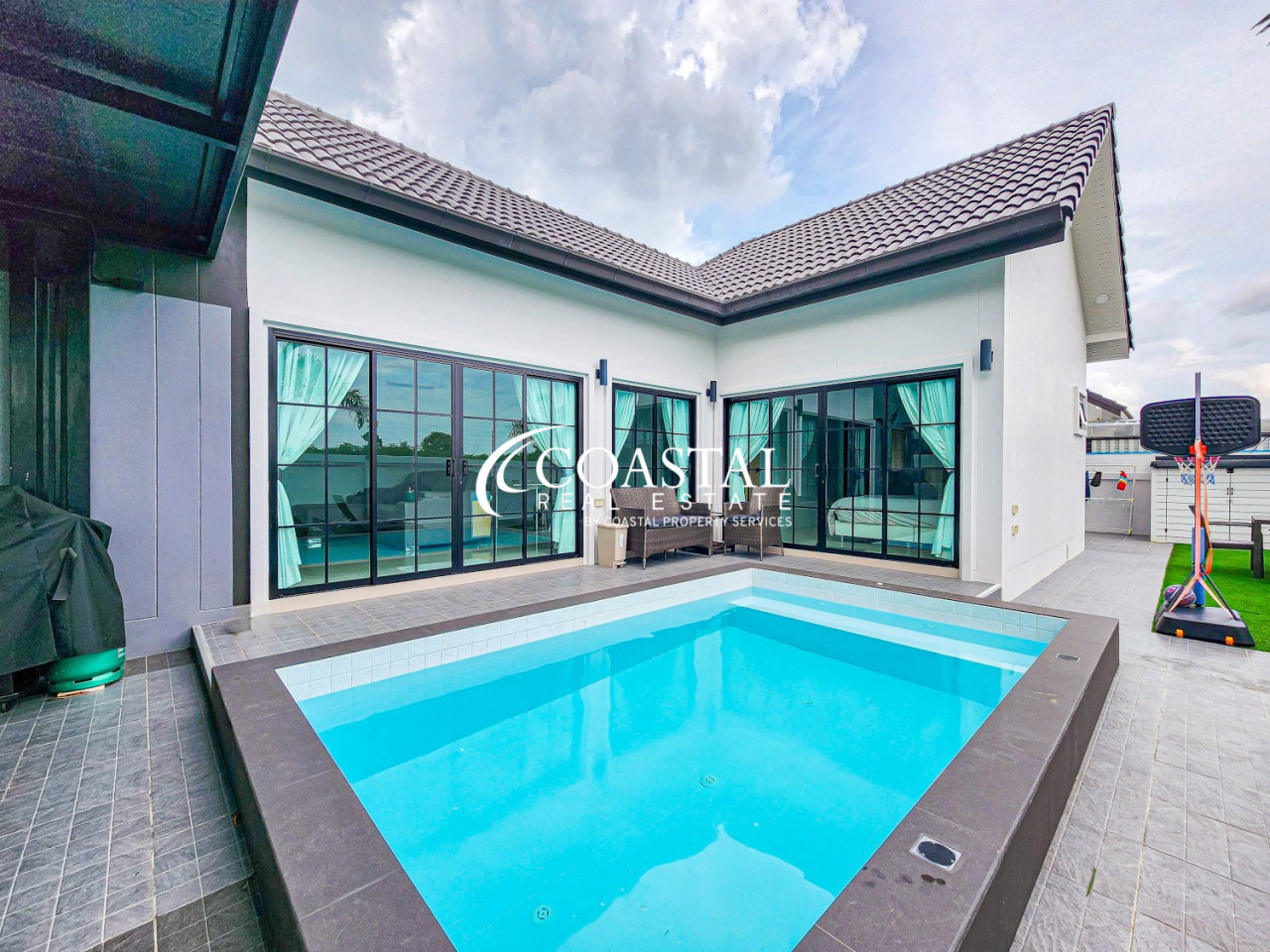 House For Sale Mabprachan/Pong