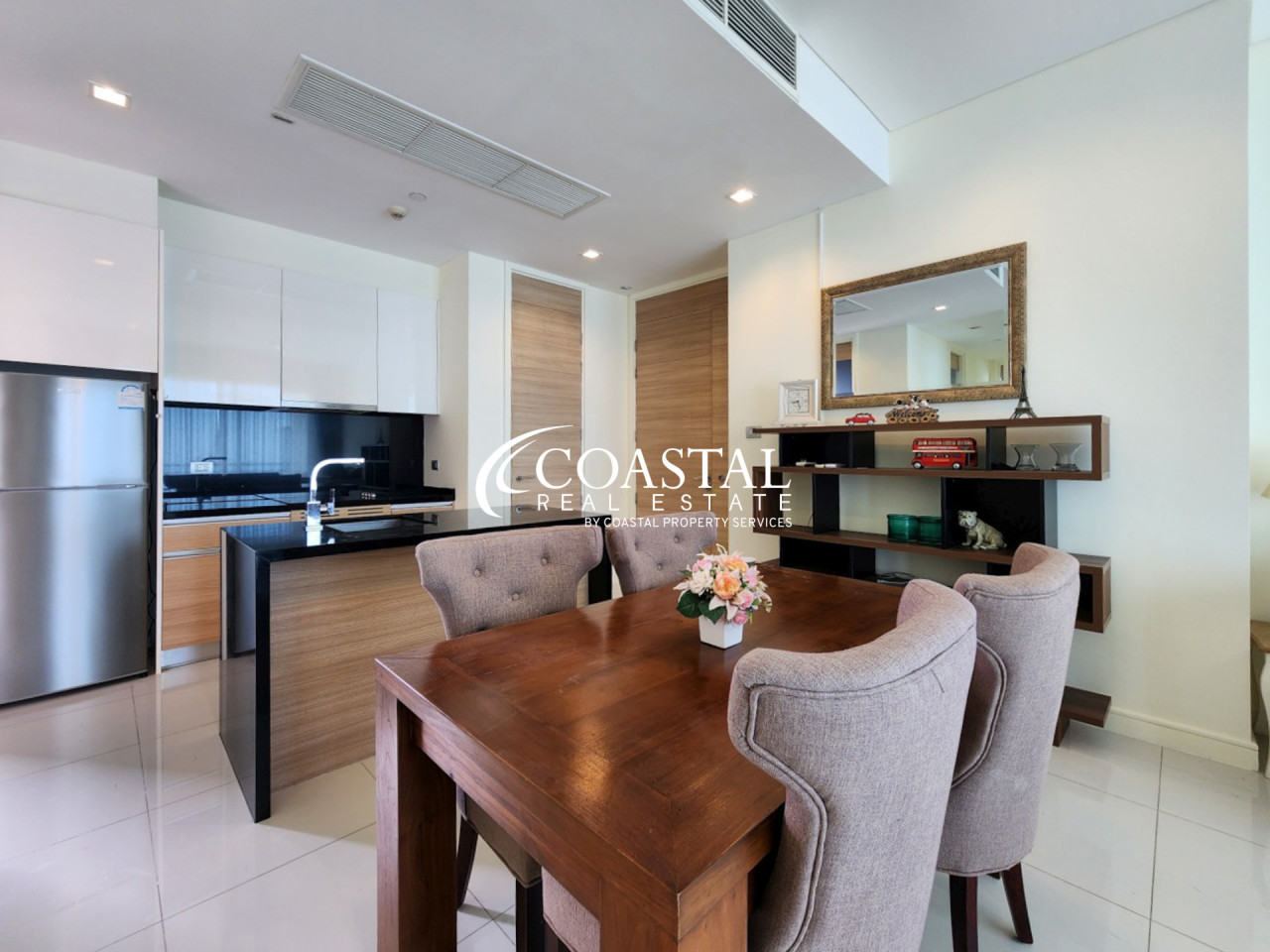 คอนโดสำหรับขายหรือเช่าที่จอมเทียน