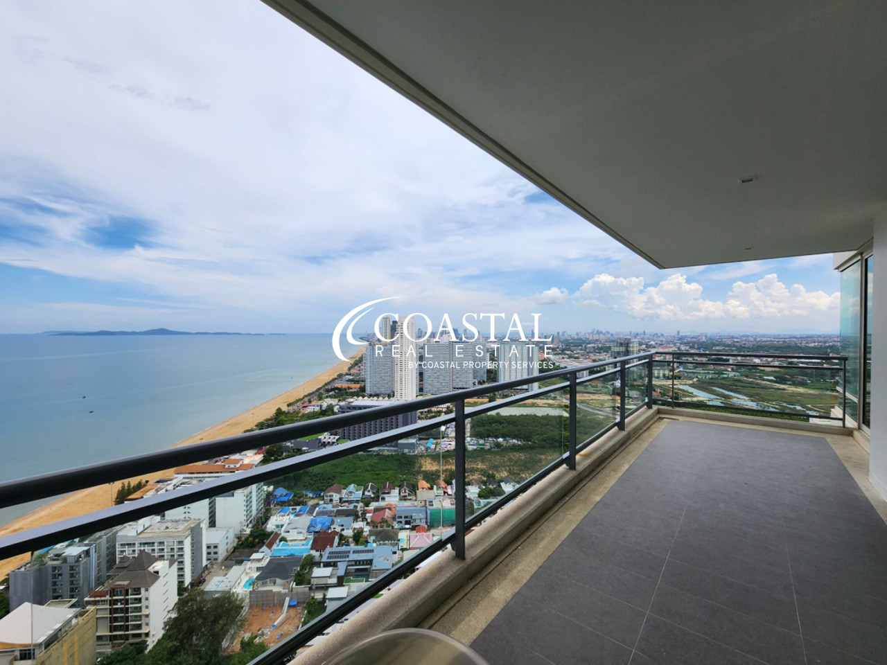 คอนโดสำหรับขายหรือเช่าที่จอมเทียน