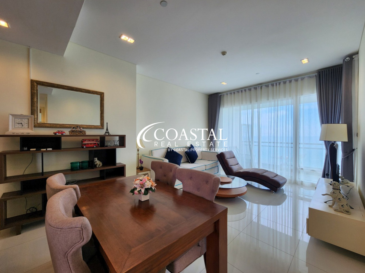 คอนโดสำหรับขายหรือเช่าที่จอมเทียน