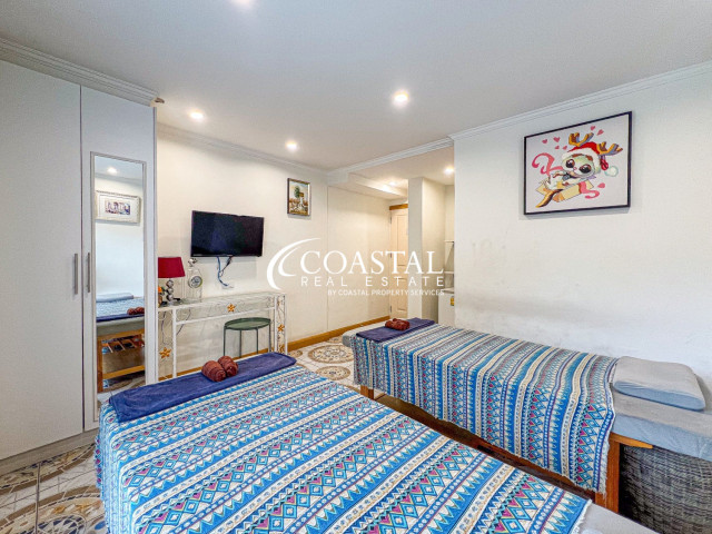 Commercial For Sale Wong Amat