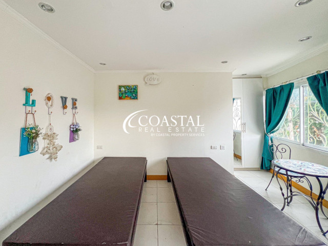 Commercial For Sale Wong Amat