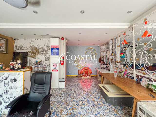 Commercial For Sale Wong Amat