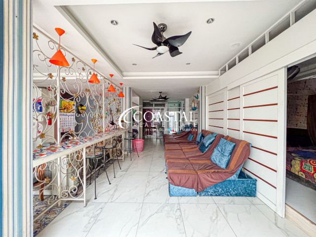 Commercial For Sale Wong Amat