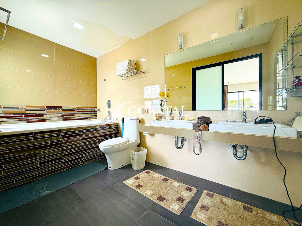 คอนโดสำหรับขายที่พระตำหนัก