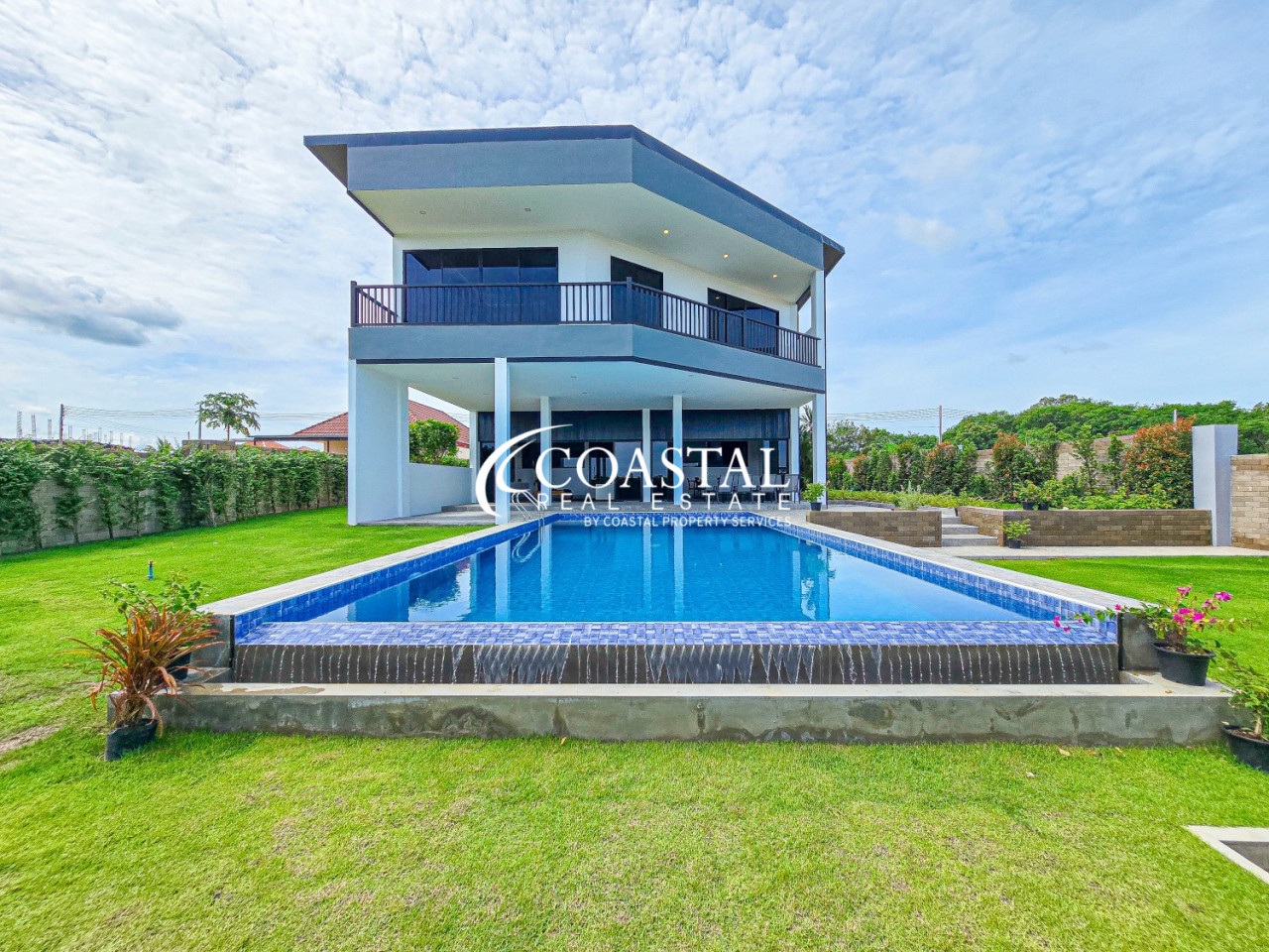 บ้านสำหรับขายที่บางเสร่