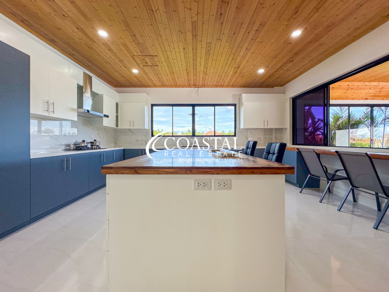 บ้านสำหรับขายที่บางเสร่