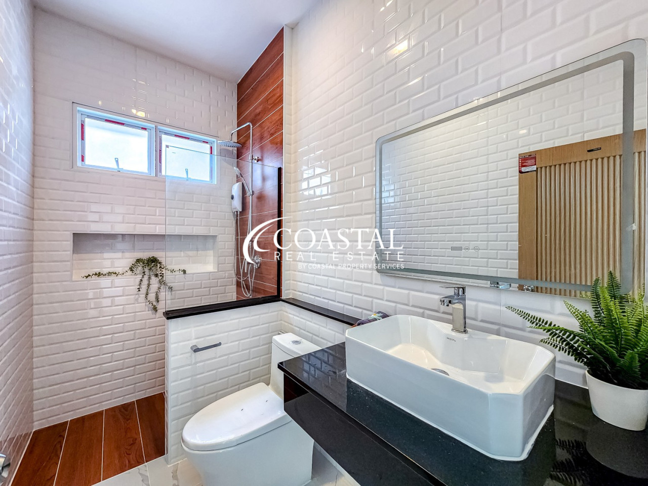 House For Rent Mabprachan/Pong