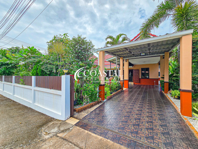 House For Sale Bang Saray