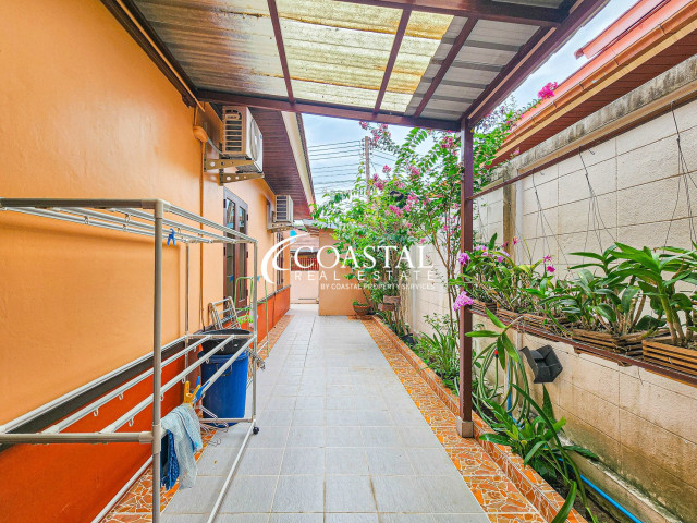 House For Sale Bang Saray