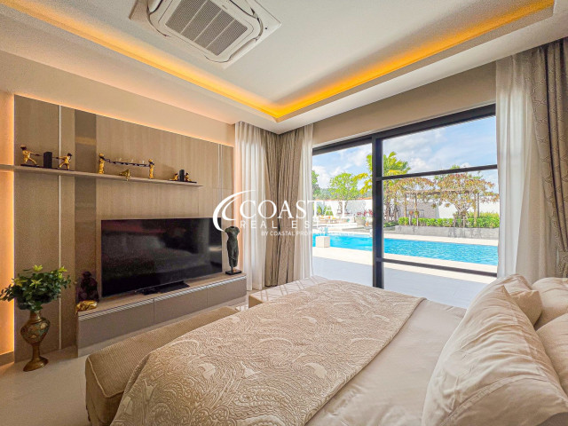 House For Sale Mabprachan/Pong