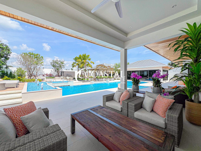 House For Sale Mabprachan/Pong