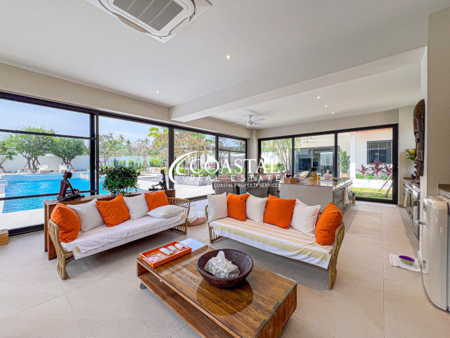 House For Sale Mabprachan/Pong