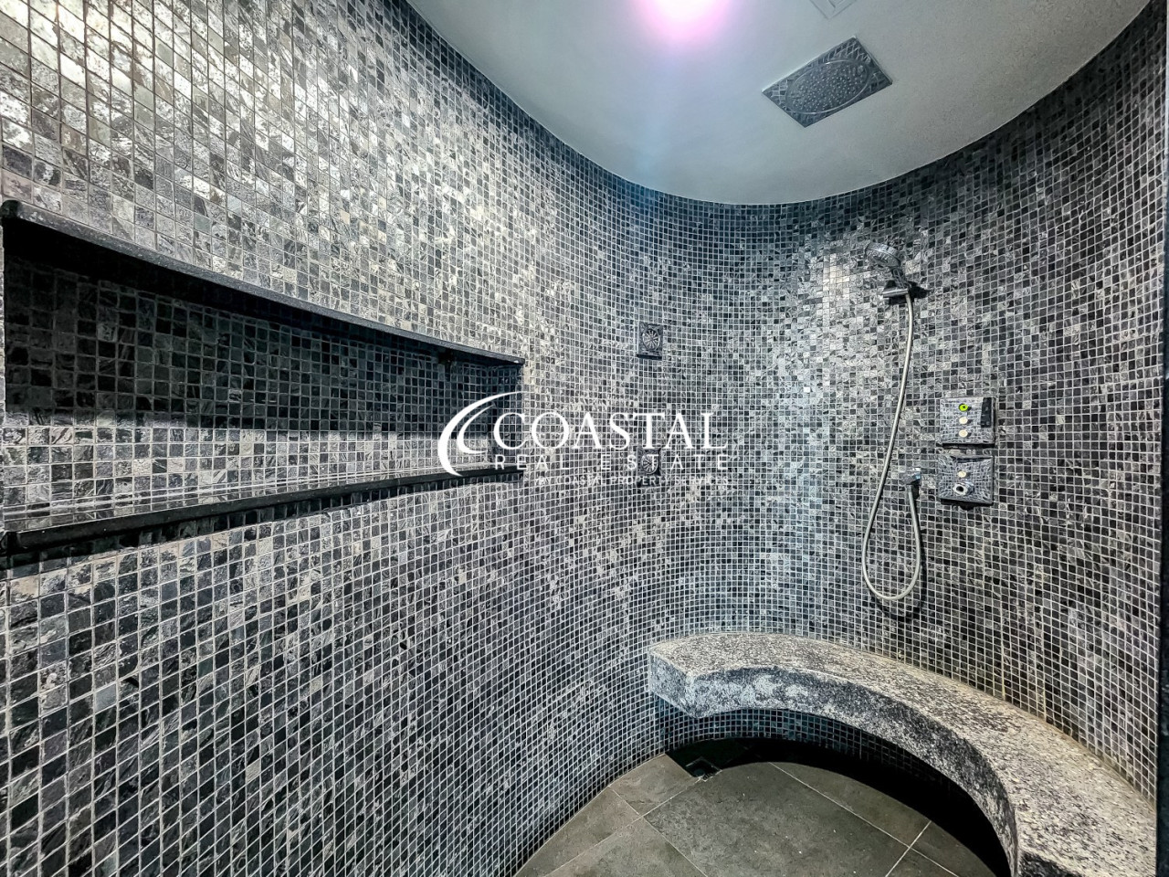 คอนโดสำหรับขายที่พระตำหนัก