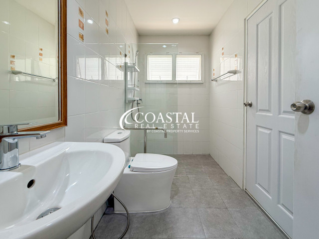 House For Sale And Rent East Pattaya