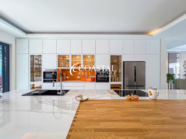 House For Sale Mabprachan/Pong