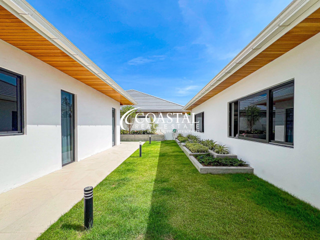 House For Sale Mabprachan/Pong