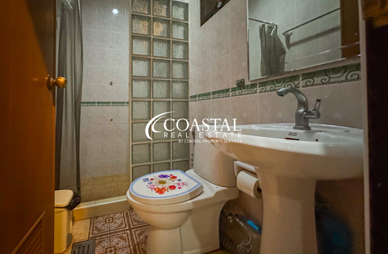 อสังหาริมทรัพย์เชิงพาณิชย์สำหรับขายที่พระตำหนัก