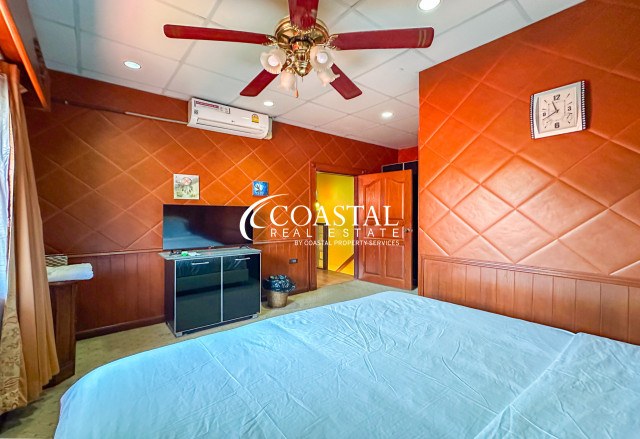 อสังหาริมทรัพย์เชิงพาณิชย์สำหรับขายที่พระตำหนัก