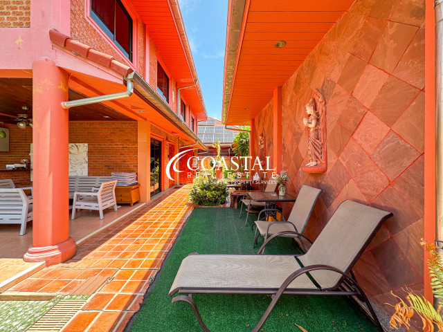 อสังหาริมทรัพย์เชิงพาณิชย์สำหรับขายที่พระตำหนัก