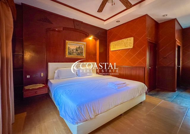 อสังหาริมทรัพย์เชิงพาณิชย์สำหรับขายที่พระตำหนัก