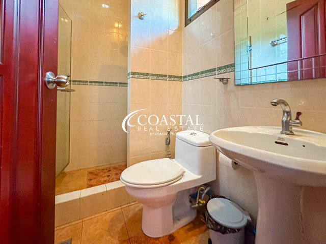 อสังหาริมทรัพย์เชิงพาณิชย์สำหรับขายที่พระตำหนัก