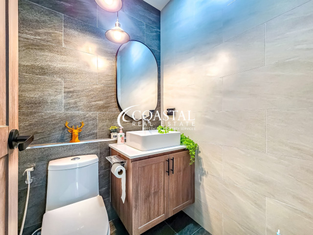 House For Sale Mabprachan/Pong