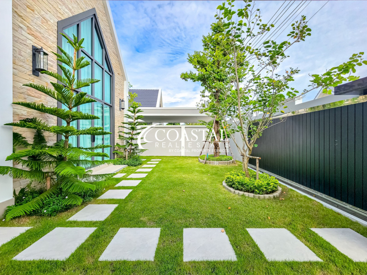 House For Sale Mabprachan/Pong