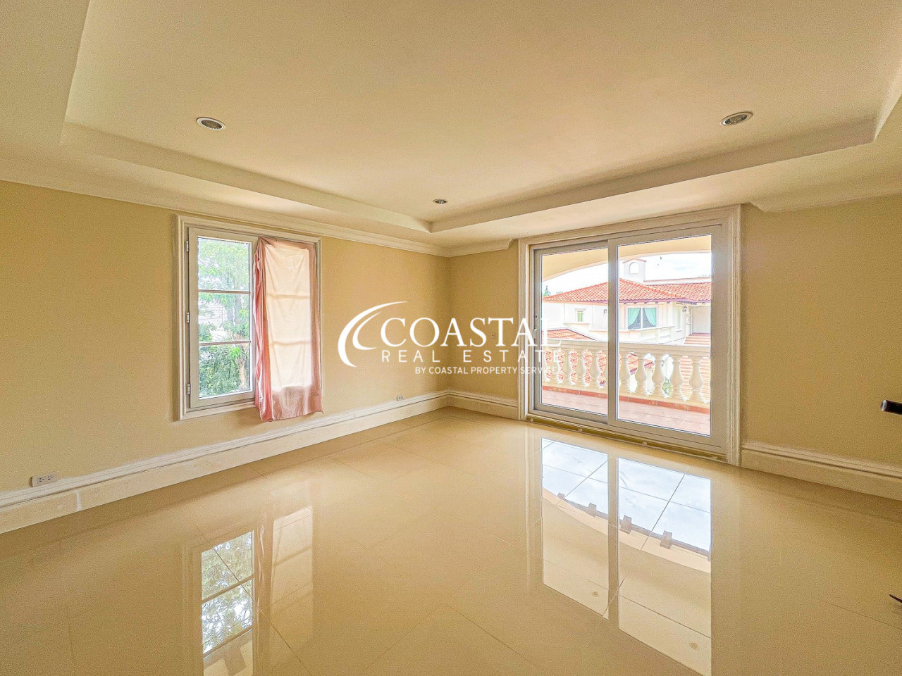 House For Sale Mabprachan/Pong