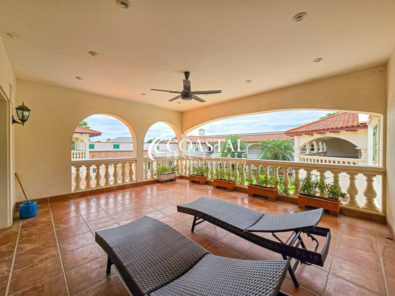 House For Sale Mabprachan/Pong