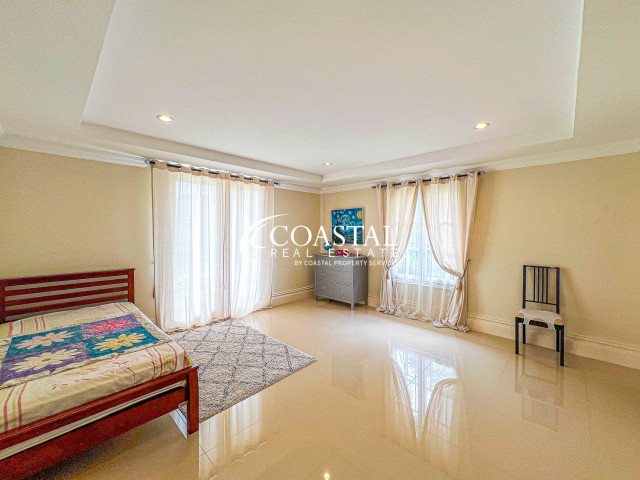 House For Sale Mabprachan/Pong