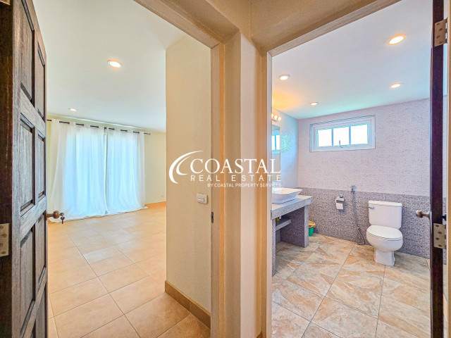 House For Sale Mabprachan/Pong