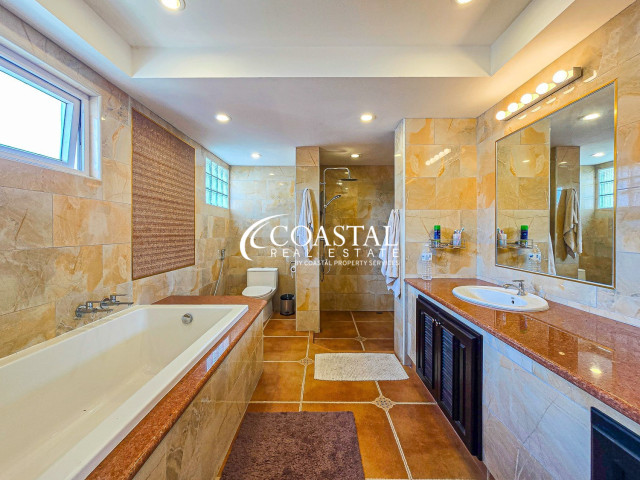 House For Sale Mabprachan/Pong