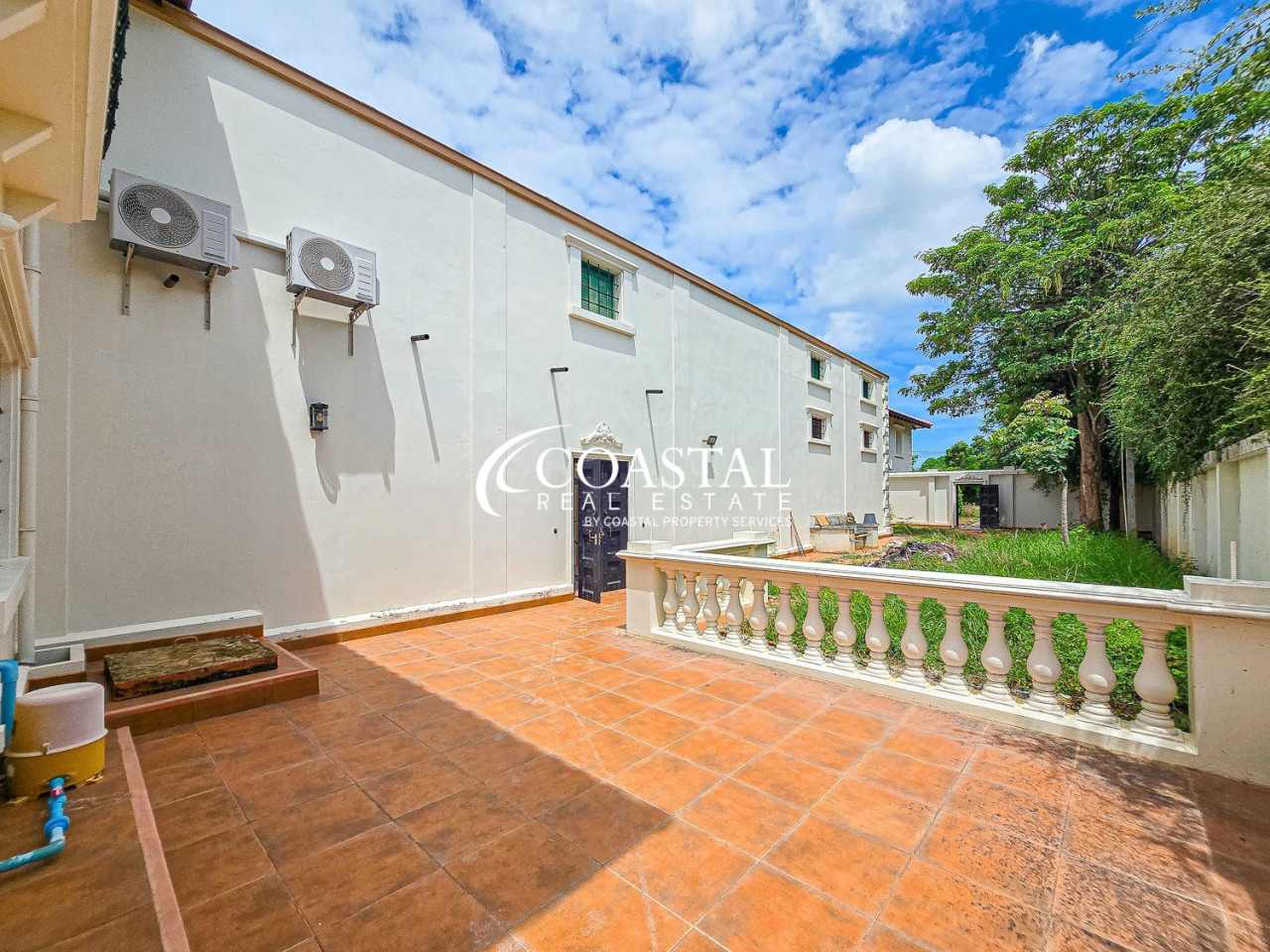 House For Sale Mabprachan/Pong