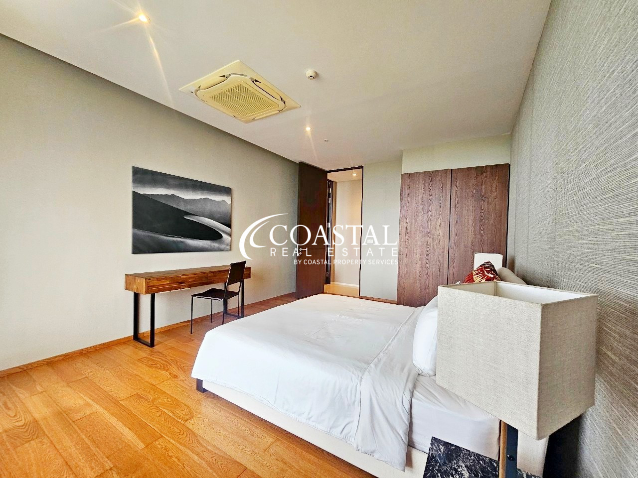 คอนโดสำหรับขายหรือเช่าที่บางเสร่