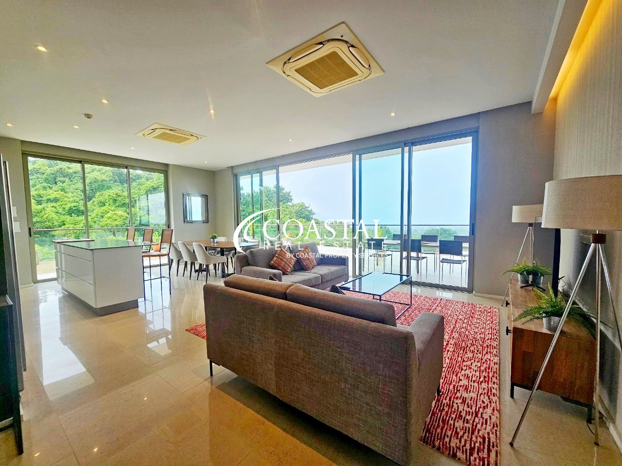 คอนโดสำหรับขายหรือเช่าที่บางเสร่