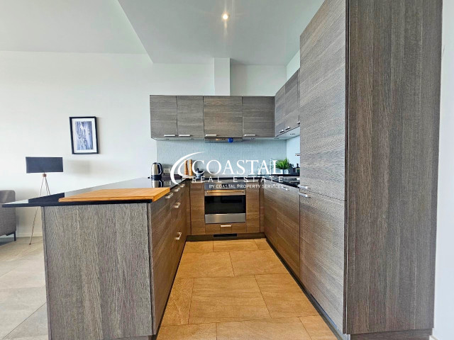 คอนโดสำหรับขายหรือเช่าที่บางเสร่