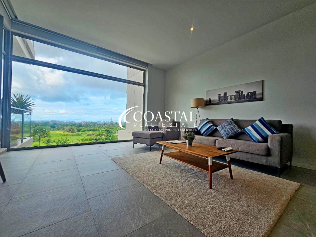 คอนโดสำหรับขายหรือเช่าที่บางเสร่