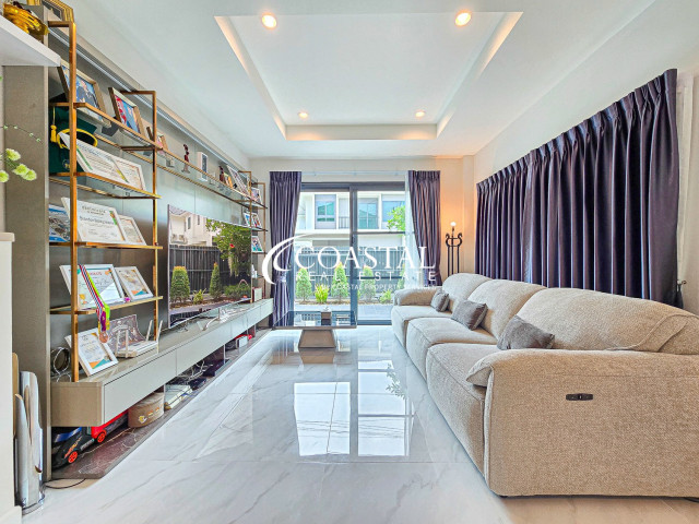 House For Sale East Pattaya