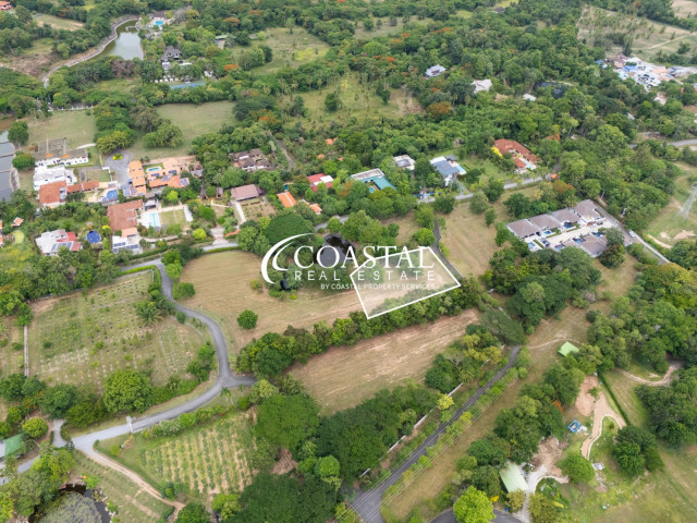 ที่ดินสำหรับขายที่บางเสร่