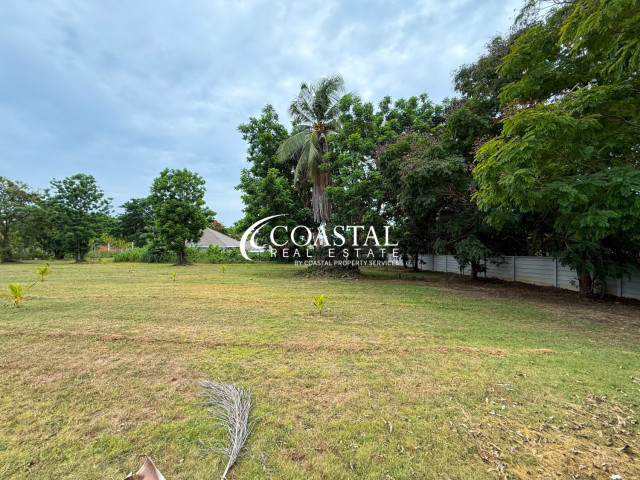 ที่ดินสำหรับขายที่บางเสร่