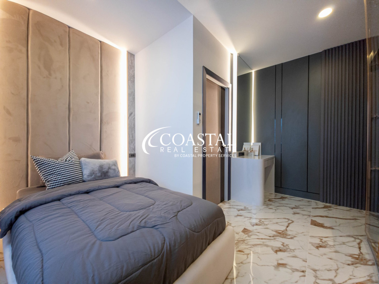 บ้านสำหรับขายที่จอมเทียน