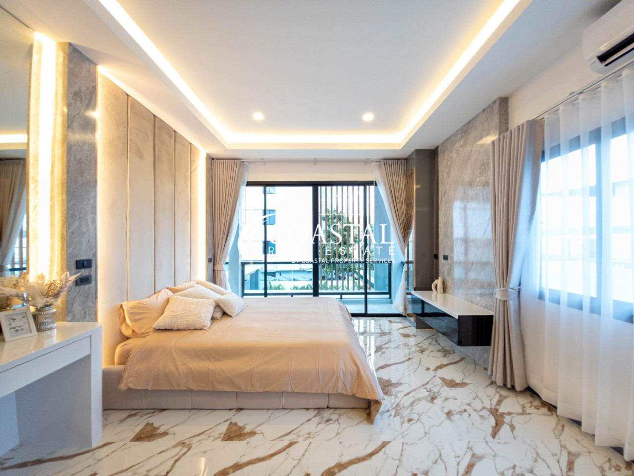 บ้านสำหรับขายที่จอมเทียน