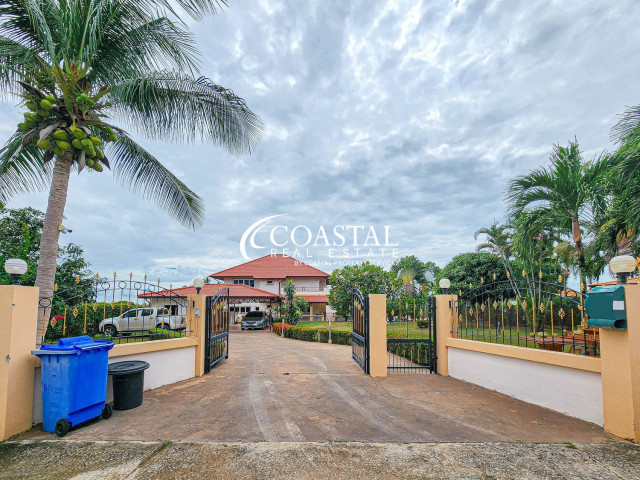 House For Sale Bang Saray