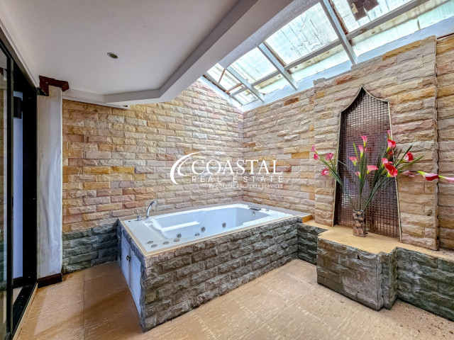 Townhouse For Sale Jomtien