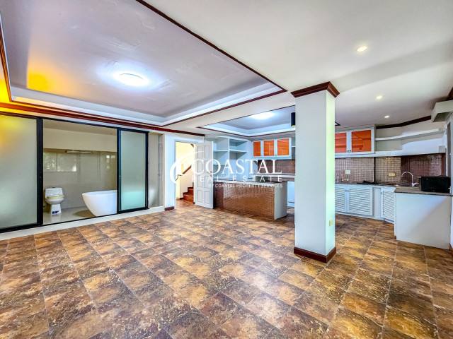 Townhouse For Sale Jomtien