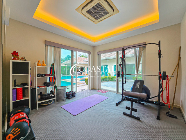 House For Rent Mabprachan/Pong