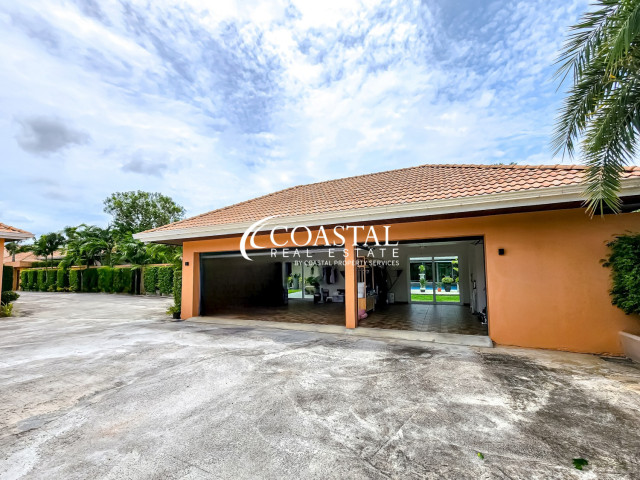 House For Sale Mabprachan/Pong