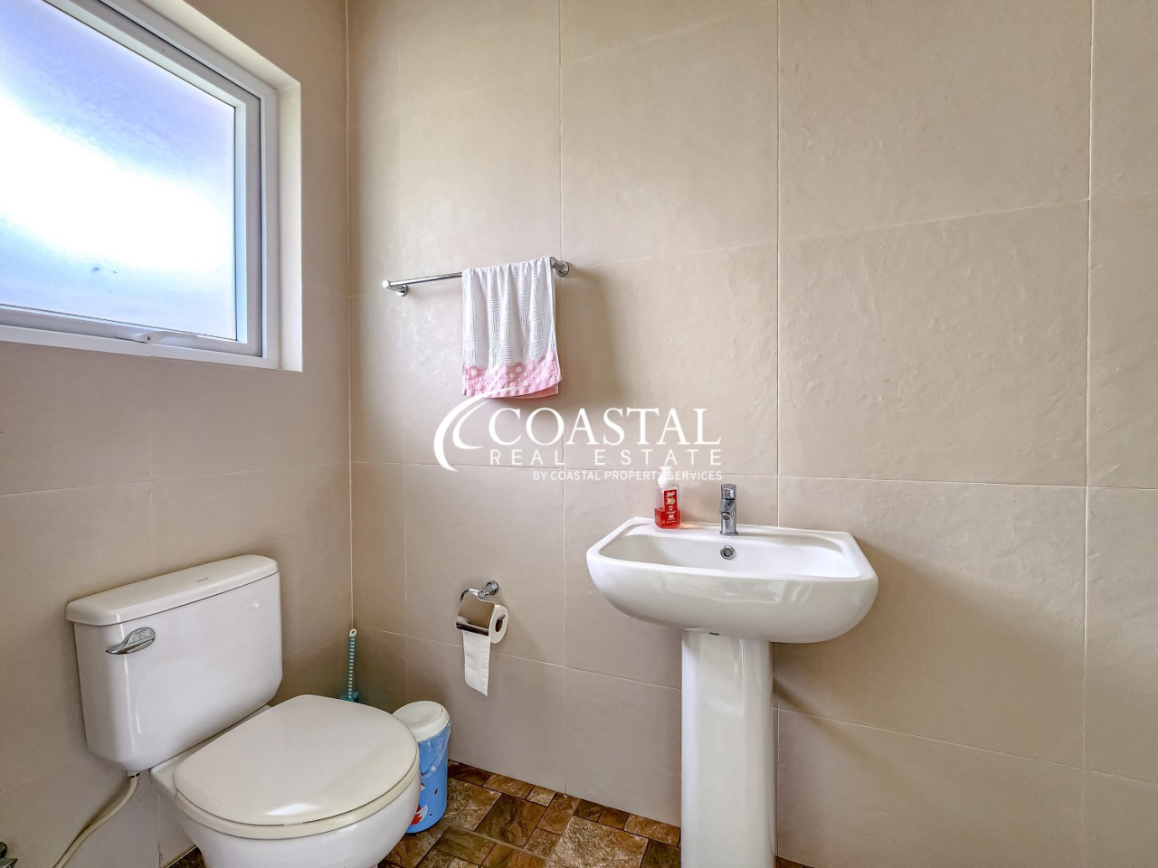 House For Sale Mabprachan/Pong