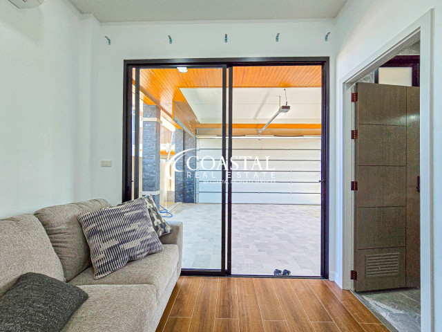 House For Sale Mabprachan/Pong